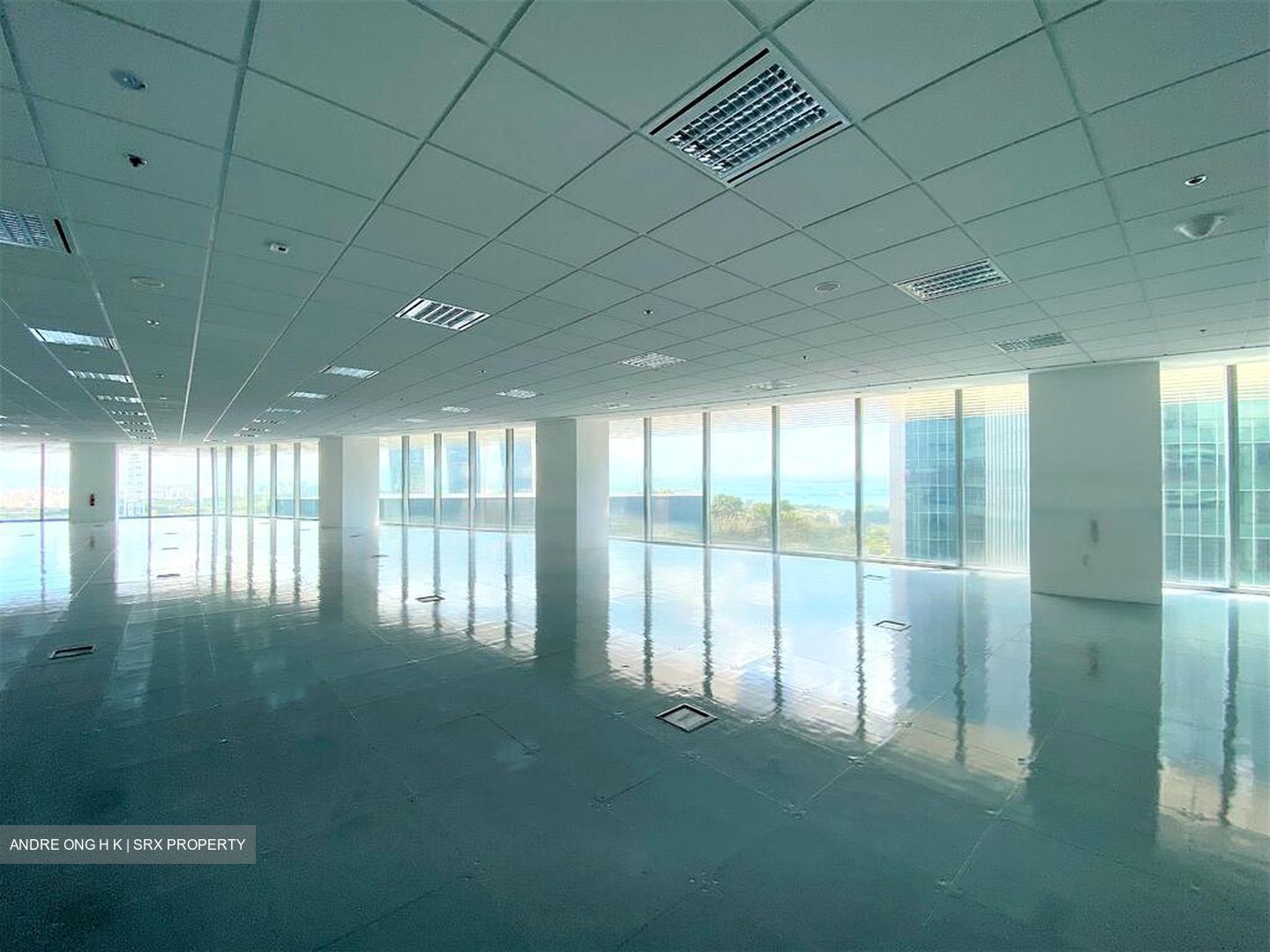 Ocean Financial Centre (D1), Office #451103591